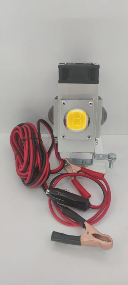 كشاف لمبة 140 واط امريكي ثلاث جهات