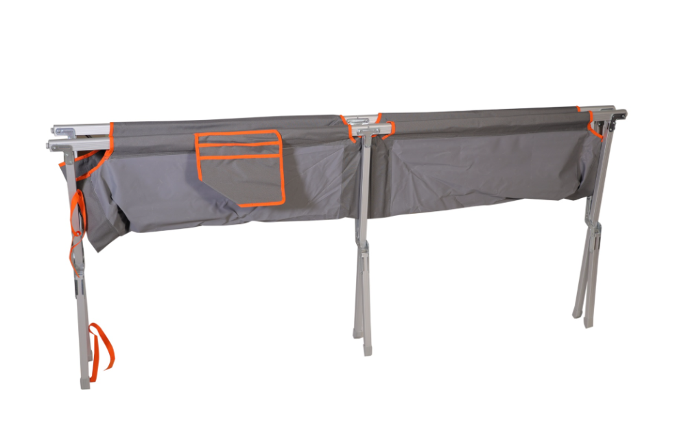 سرير رحلات المونيوم