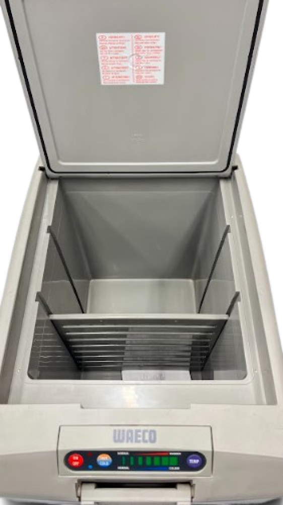 ثلاجة WAECO على السيارة  تبريد فقط