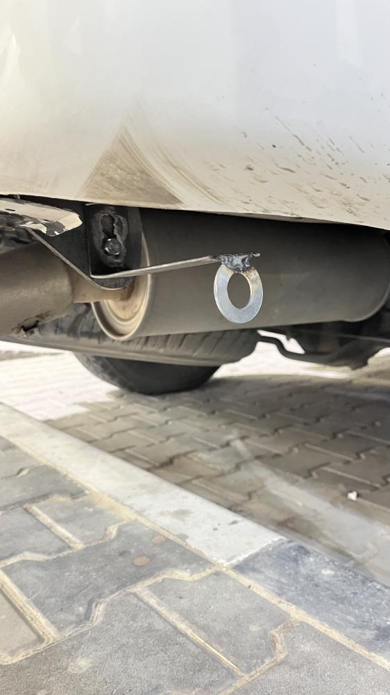 قاعدة خنفية خزان تحت السيارة