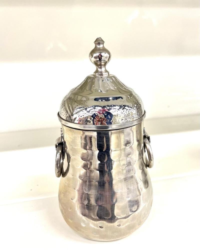 سكرية منقوش فضي