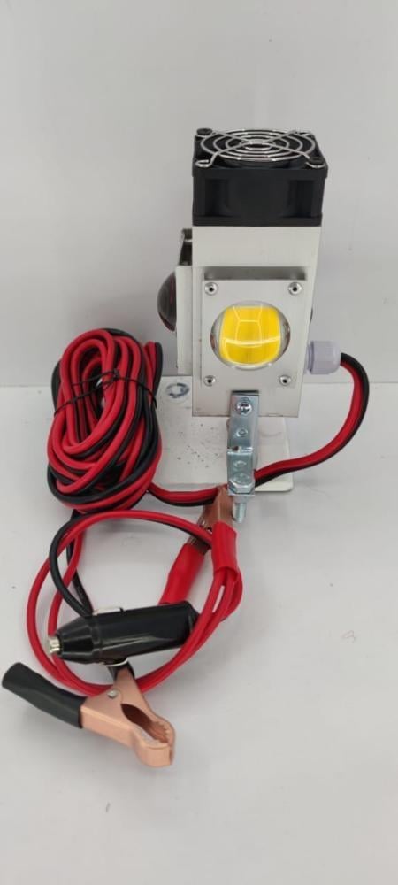 كشاف لمبة 140 واط امريكي ثلاث جهات