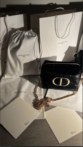DiOR bag
