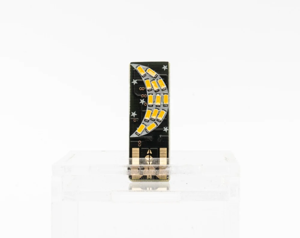 لمبة يو اس بي قمر الليل  الهبة الوردي MOON LIGHT PINK