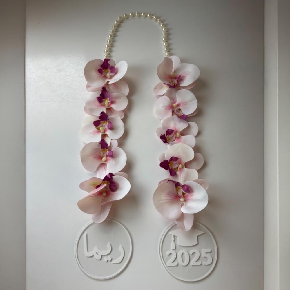 عقد ورد صناعي