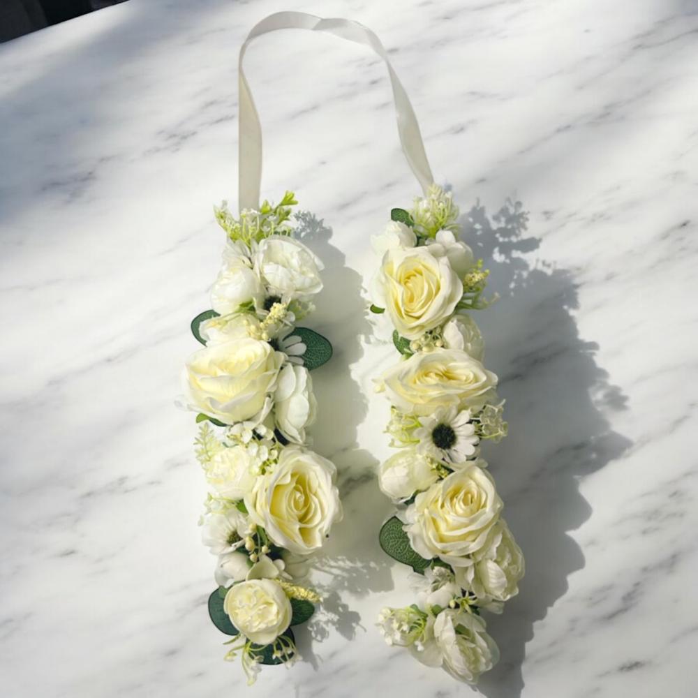 عقد ورد صناعي