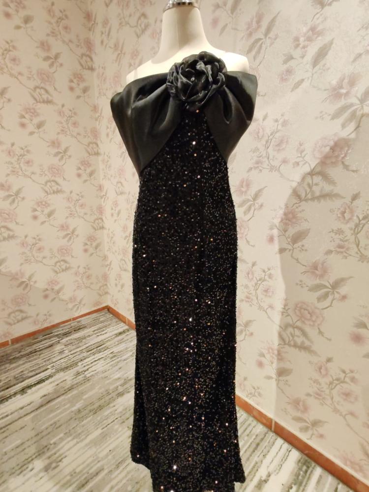 فساتين ناعمه