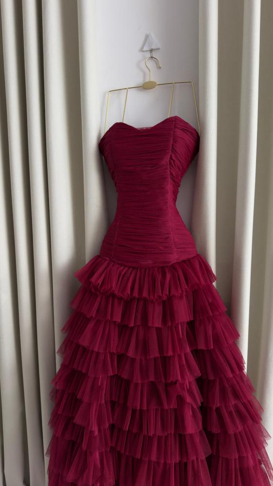 فساتين دالينا