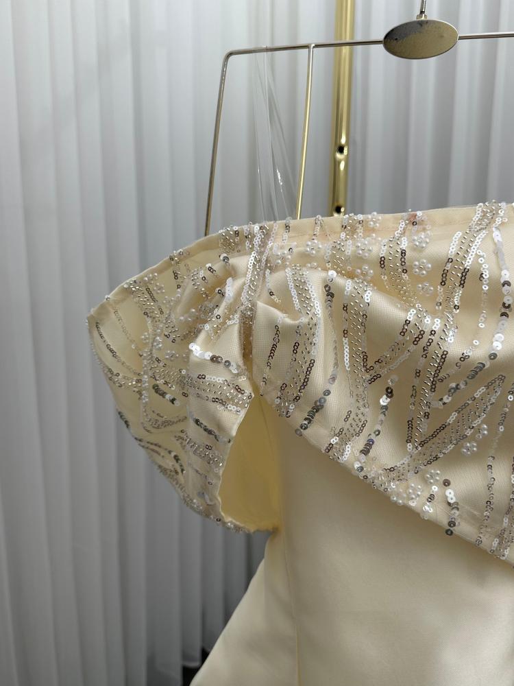 فساتين فخمه