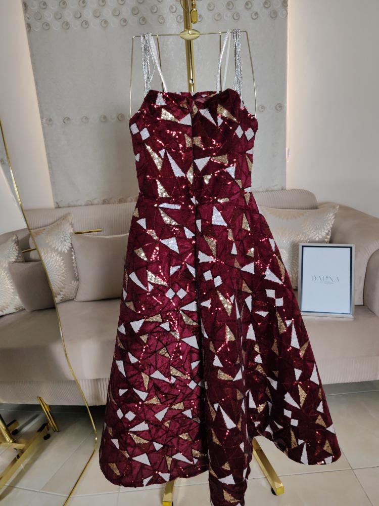 فساتين دالينا