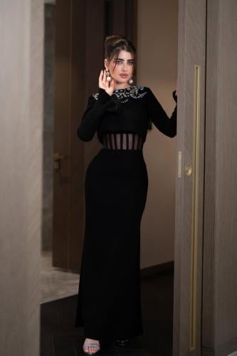 فستان نسائي