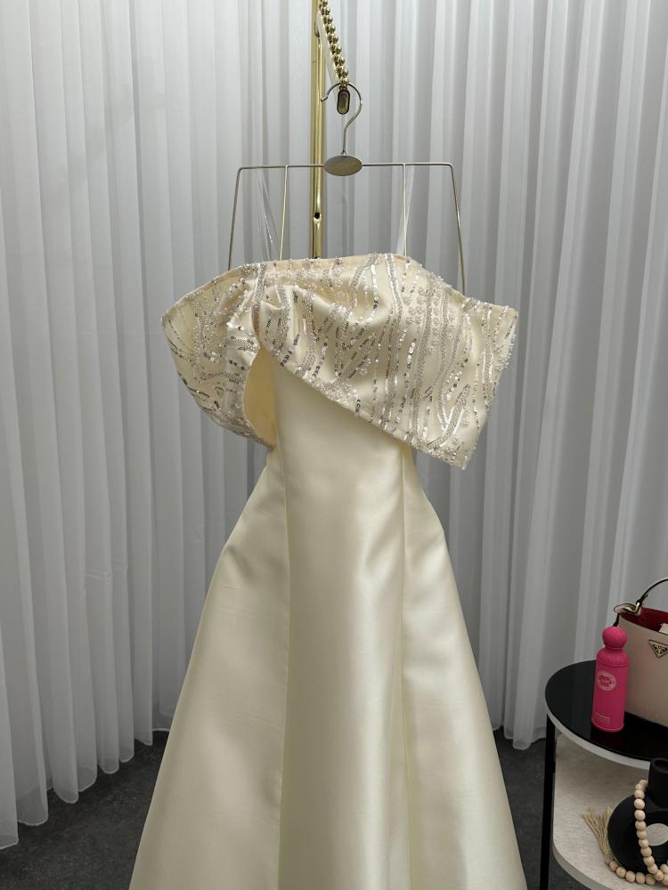 فساتين سهرات