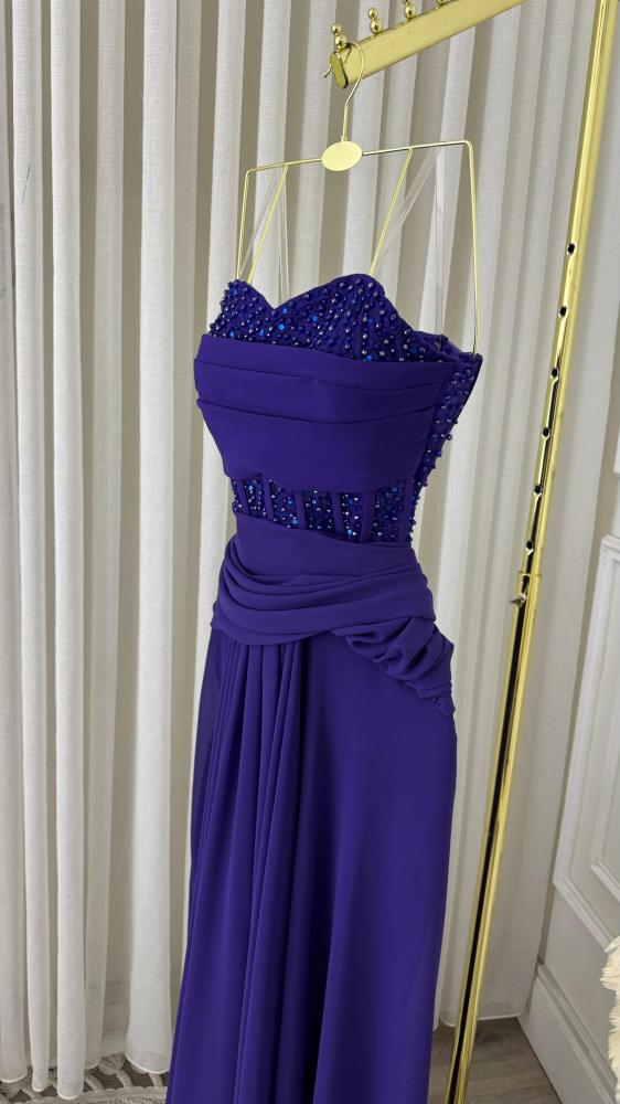 فساتين سهرات