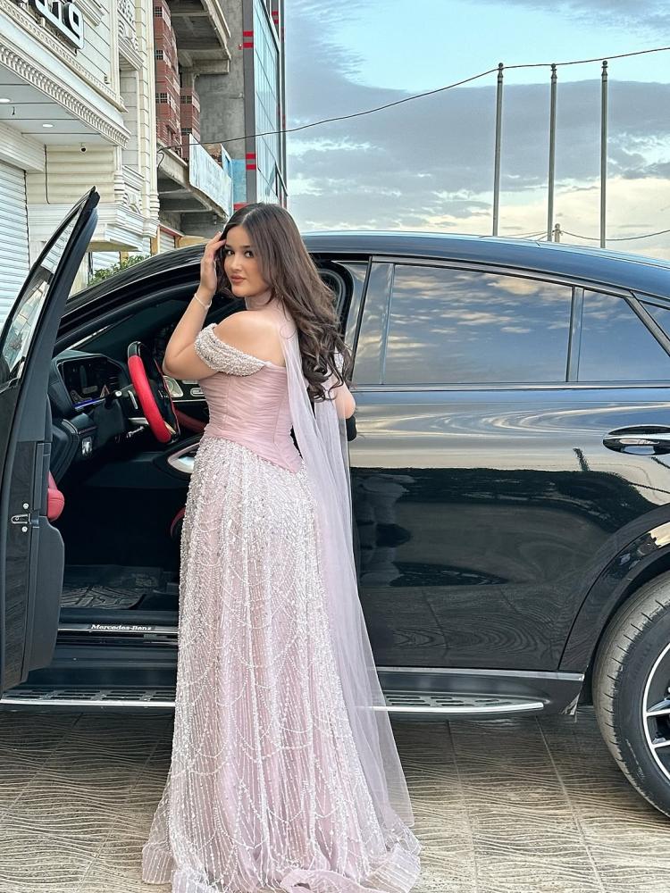 فساتين دالينا