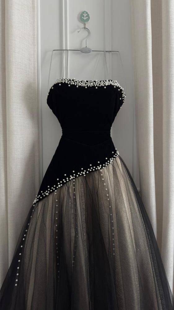 فساتين دالينا