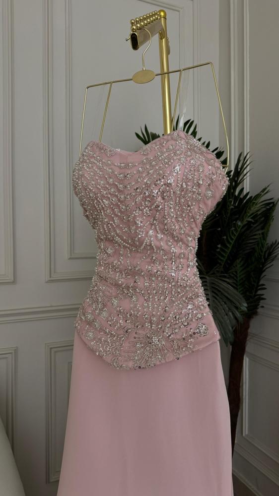 فساتين دالينا