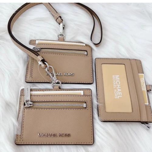 اي دي هولدر Michael Kors ID Holder/Lanyard
