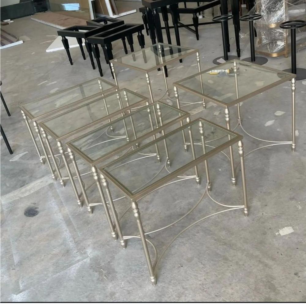 طاولات ضيافة
