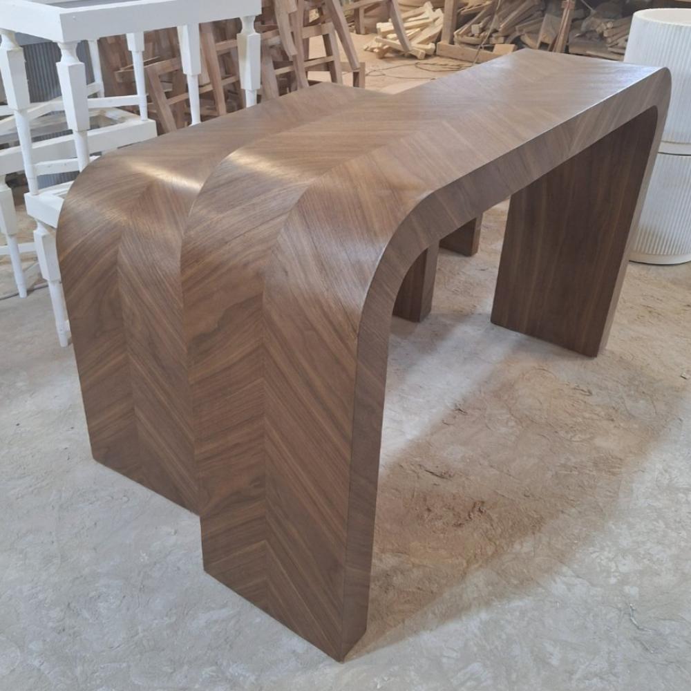 2مداخل استقبال قشره جوز مقاس الأكبر 150*35ارتفاع 105