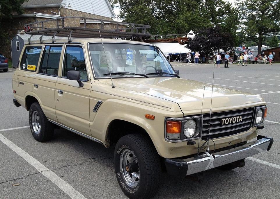 لاند كروزر 60 ( 1980 - 1990 )