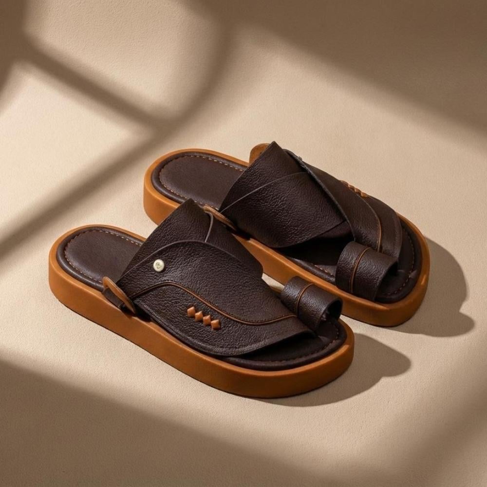 شرقي علية الكلام , مصنوع من الجلود الطبيعية , تراث المملكة السعودية .