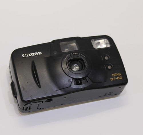 كاميرا كانون اصدار قديم ( ديكور )