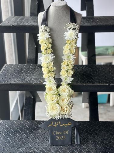 عقد تخرج 2025 ابيض