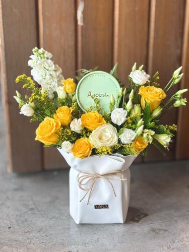 تنسيق انوش اصفر ( ١٢ قطعة شوكلت)