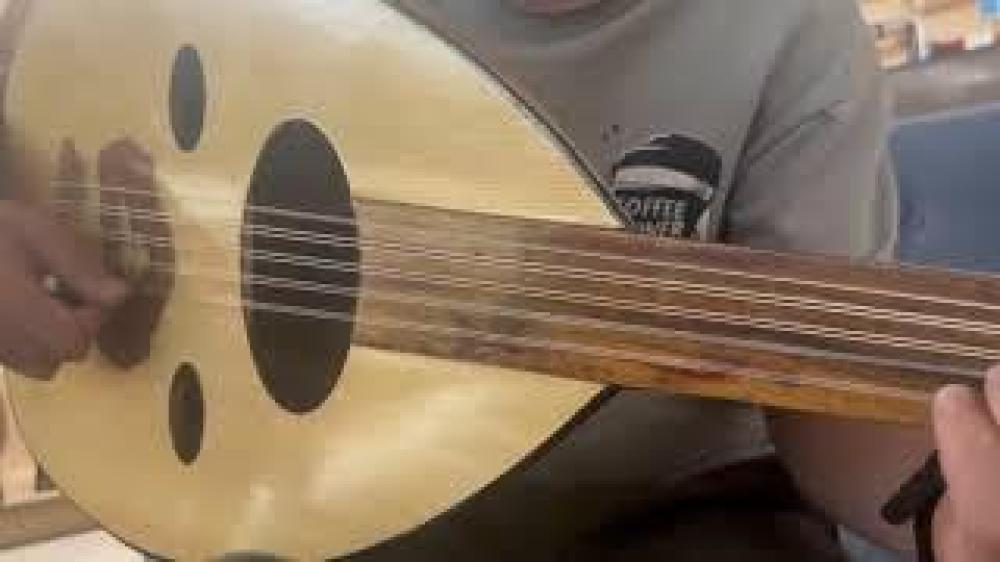 عود محمد الحسن تصميم عراقي