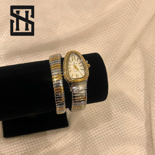 ساعة بولغري فضي وذهبي
