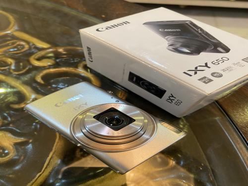 Canon ixy 650