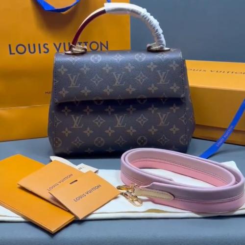 شنطه Louis vulttbn ماستر
