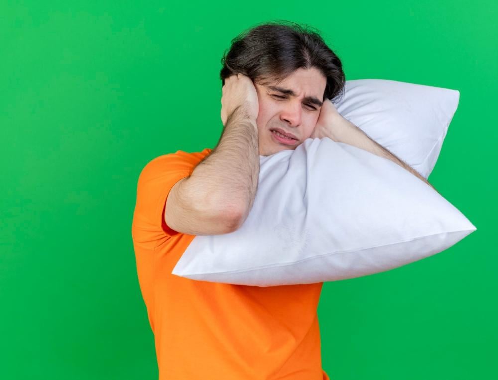 لماذا تستيقظ متعبًا من النوم