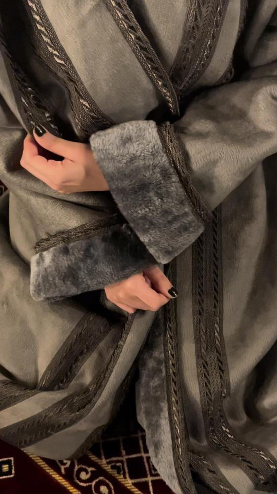 فروه نسائيه بتصميم انيق