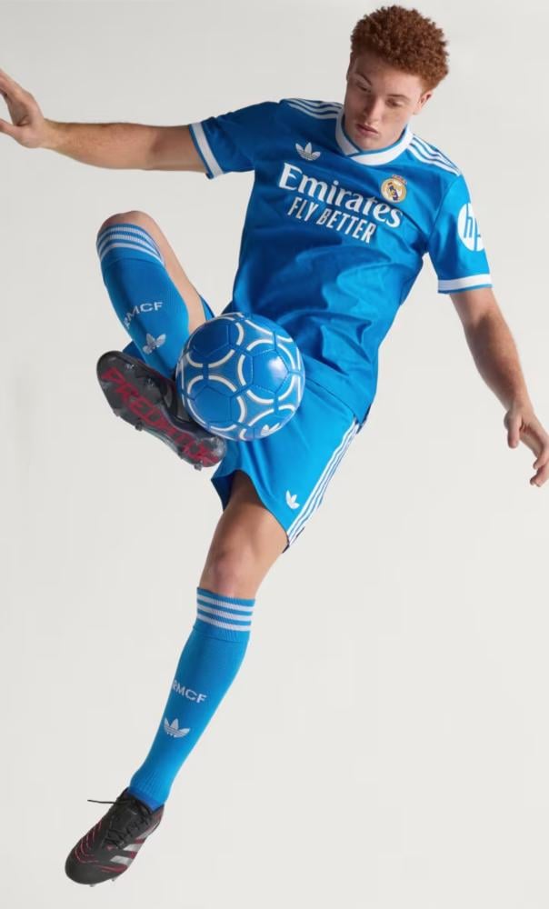 قميص ريال مدريد الأصلي الثالث 25-26 روشن -ROSHN