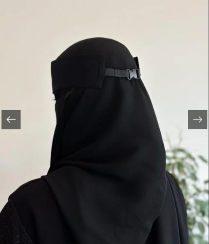 عرض 3 نقاب مشبك