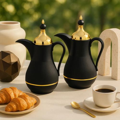 طقم ترامس الدلة من ألاسكا لون أسود مع ذهبي
