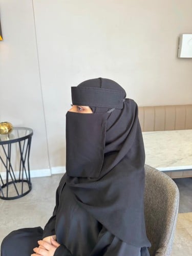 نقاب مشبك