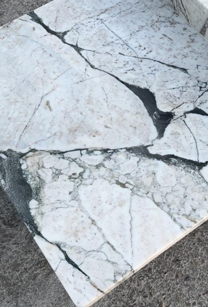 رخام ايطالي