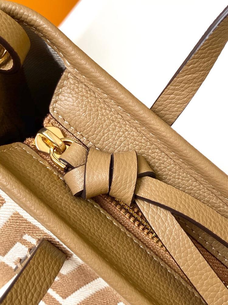 Fendi Mini Roll Bag Beige 15.5cm