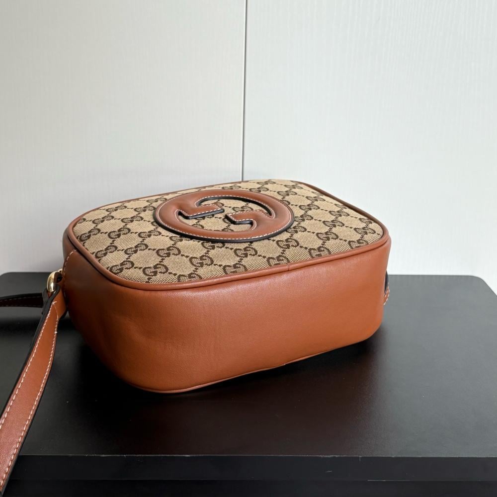 شنطة قوتشي الجديدة