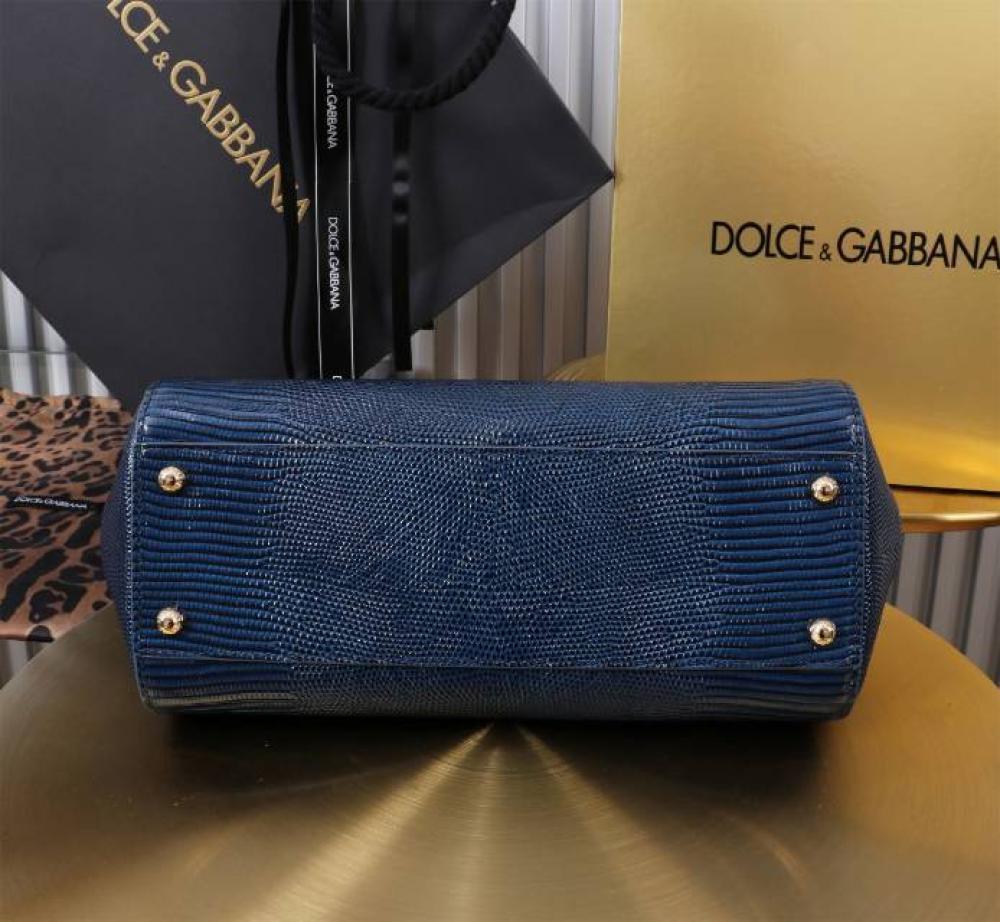Dolce & Gabbana 18cm size | Haneen