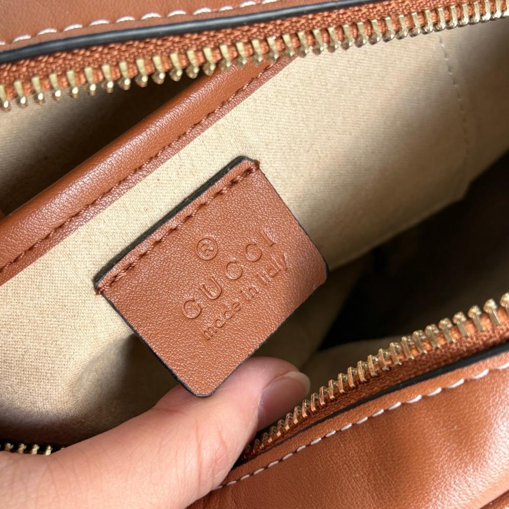 شنطة قوتشي صغيرة