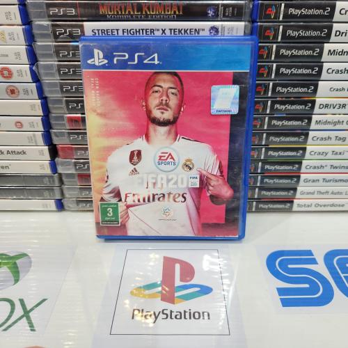 PS4 fifa 20 يوجد اثر ماء بالغلاف الخارجي