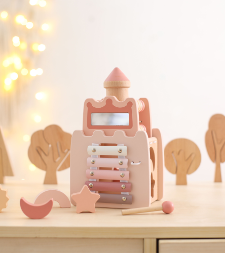 wooden castle toy-لعبة القلعة الخشبية