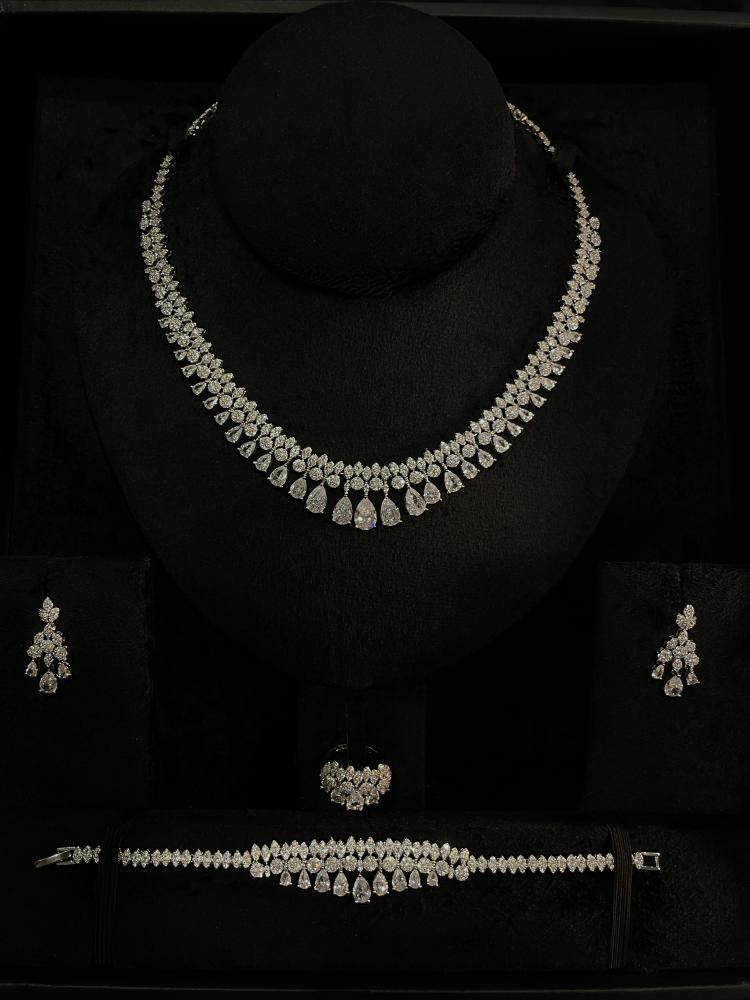 طقم ماسة