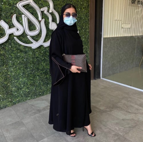 عبايه كلوش