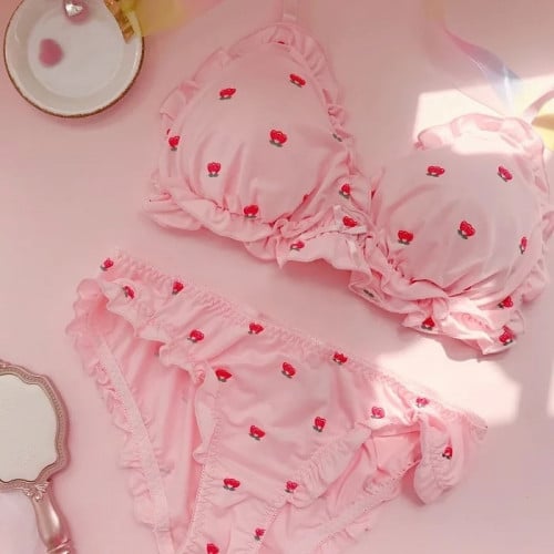 ملابس داخلية | Strawberry