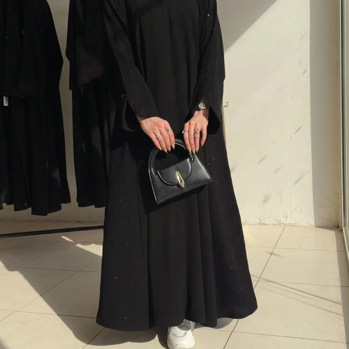عباية لماعه