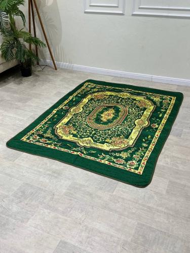 مقرش رحلات مبطن مقاس 150*200 سم * متعدد لالوان